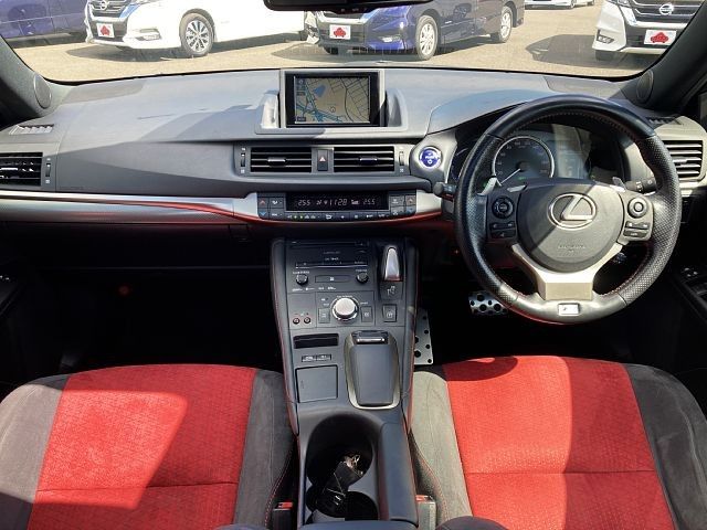 Lexus CT 2017-08 18249-1