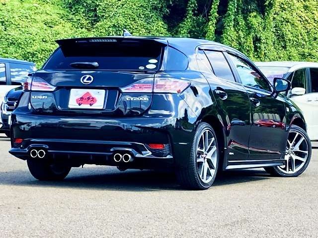 Lexus CT 2017-08 18249-2