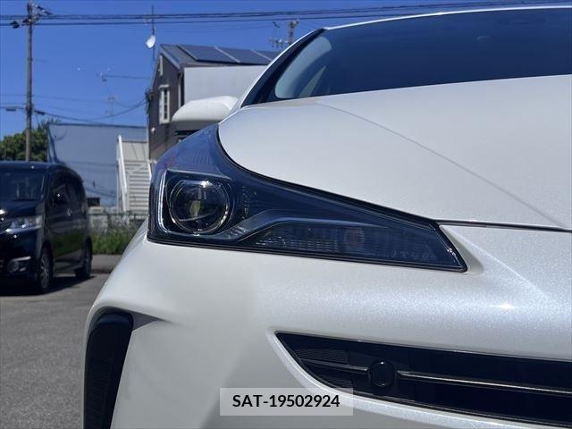 Toyota PRIUS 2019-05 282157-9
