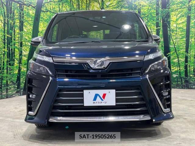 Toyota VOXY 2017-12 321562-14