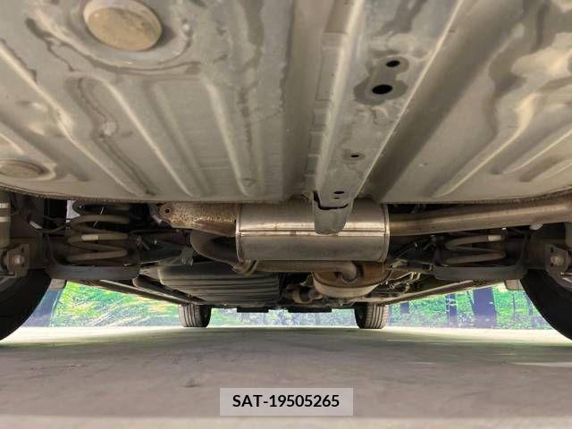 Toyota VOXY 2017-12 321562-19