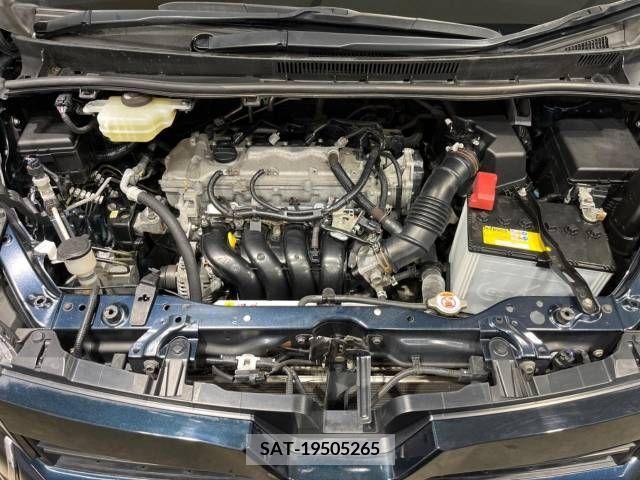 Toyota VOXY 2017-12 321562-18