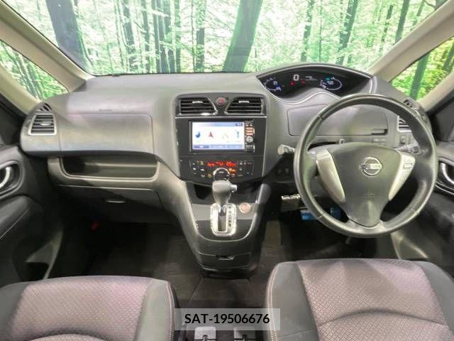 Nissan SERENA 2012-05 340073-1