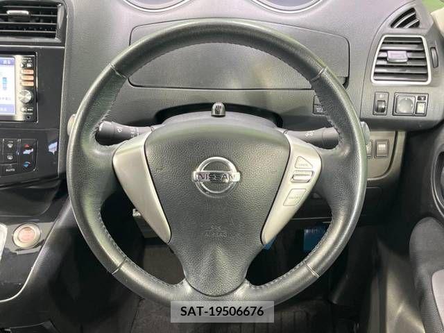 Nissan SERENA 2012-05 340073-12