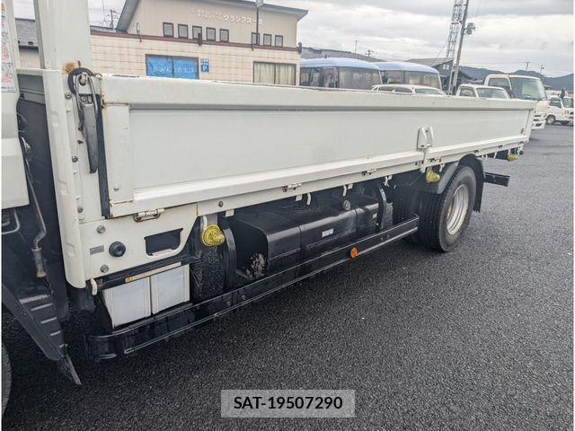 Mitsubishi CANTER 2013-11 445032-13