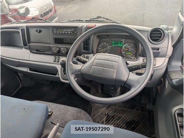 Mitsubishi CANTER 2013-11 445032-22