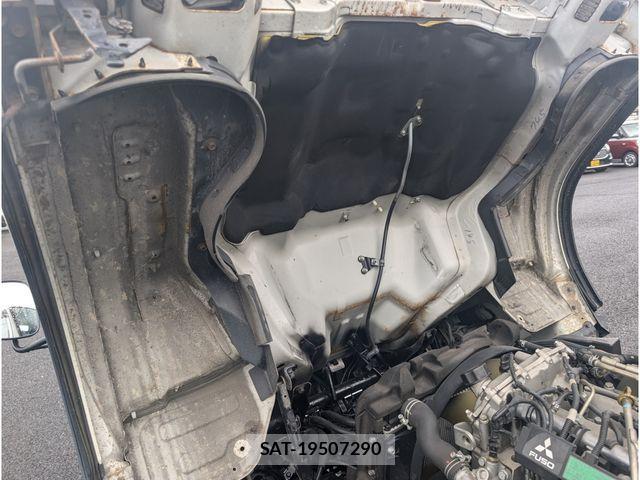 Mitsubishi CANTER 2013-11 445032-25