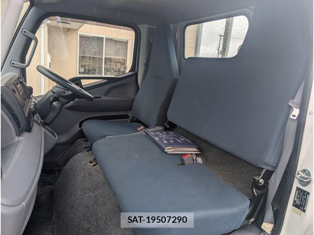 Mitsubishi CANTER 2013-11 445032-20