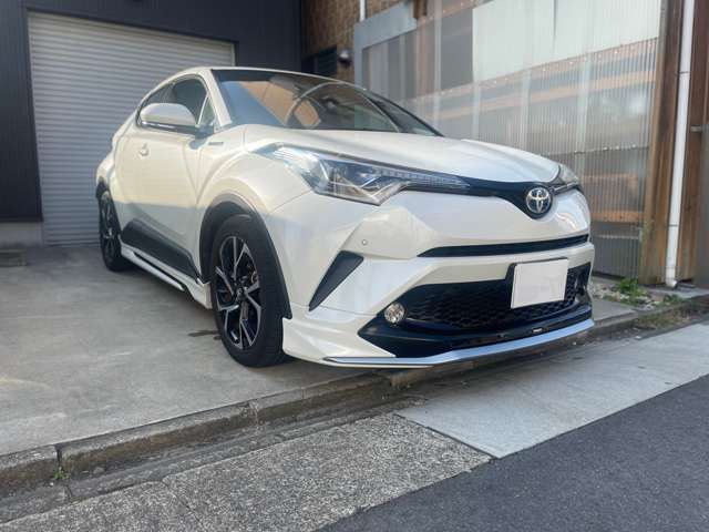 Toyota C-HR 2017-06 188671-3