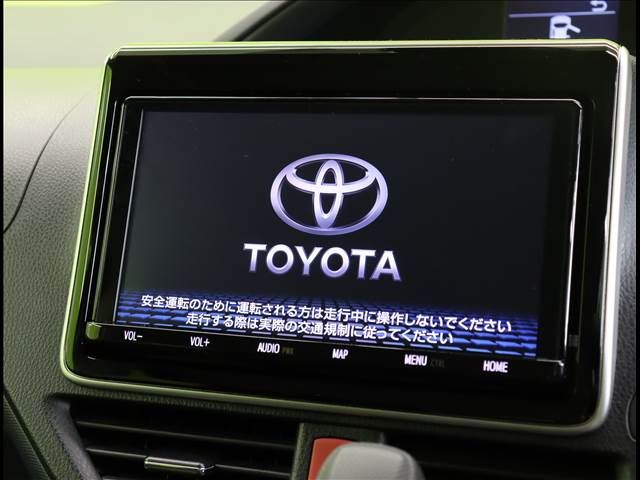 Toyota VOXY 2017-03 16131-3