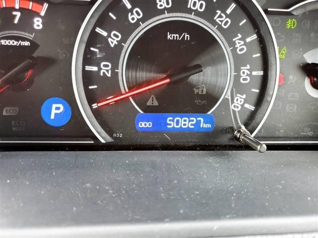 Toyota VOXY 2019-08 21838-19