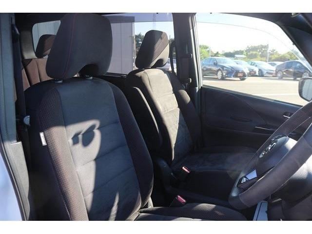 Nissan SERENA 2018-07 8024-9