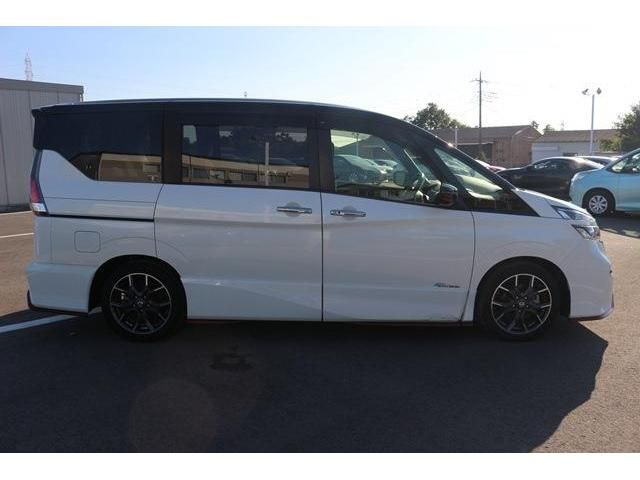 Nissan SERENA 2018-07 8024-2