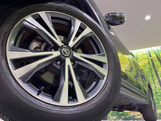 Nissan X-TRAIL 2018-09 26727-12