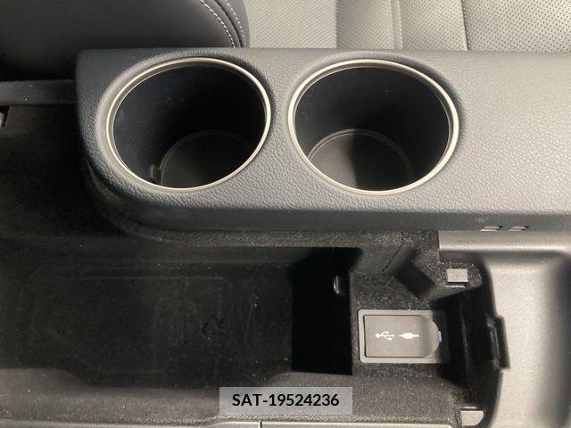 Lexus IS 2015-01 353987-15