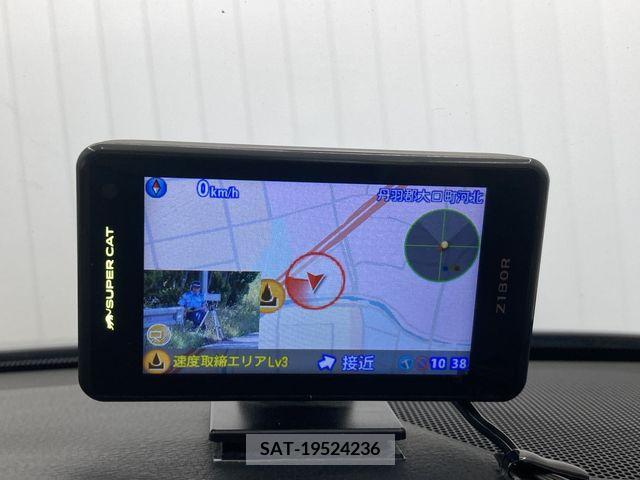 Lexus IS 2015-01 353987-17
