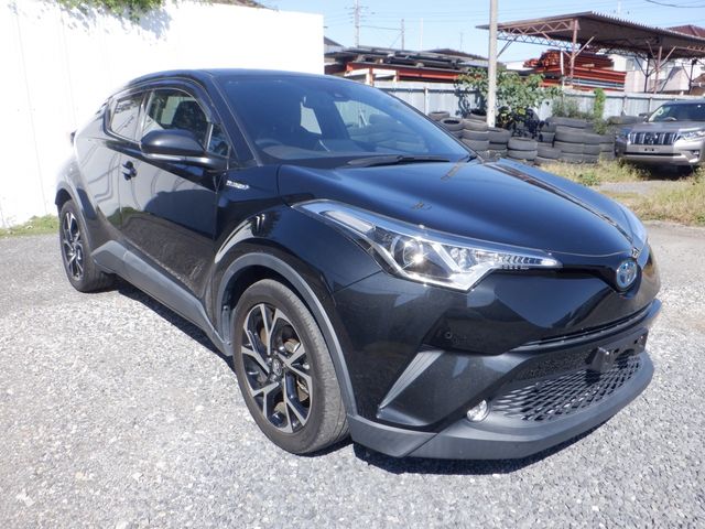 Toyota C-HR 2017-11 24857-0