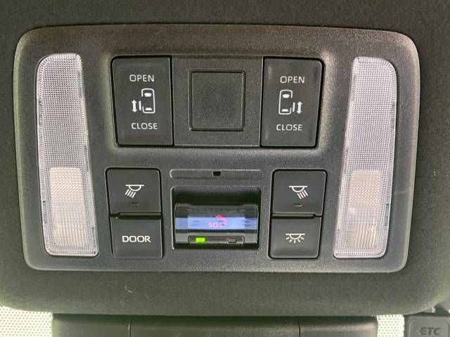 Toyota VOXY 2023-03 189195-5