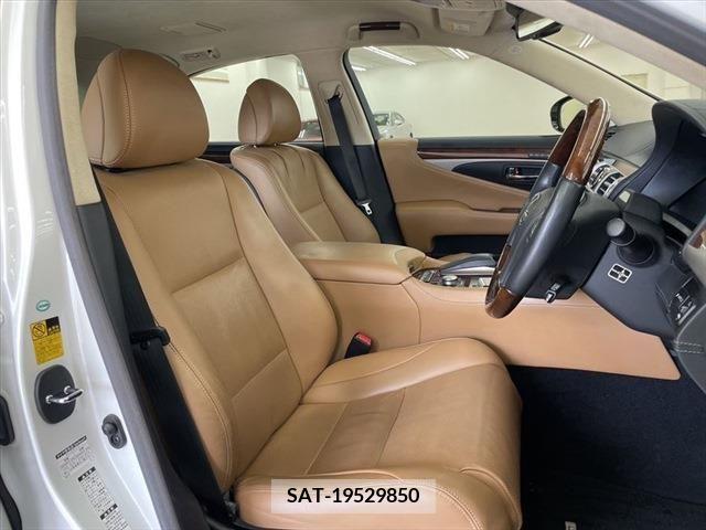 Lexus LS 2013-09 316829-19
