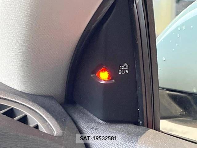 Volvo V40 2016-07 320552-7
