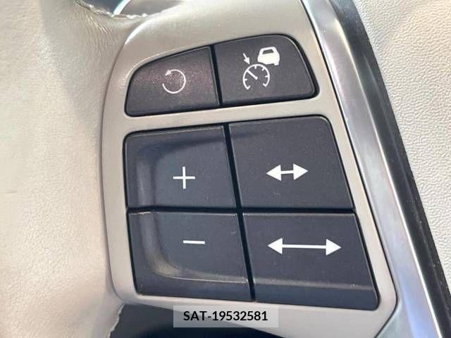 Volvo V40 2016-07 320552-9