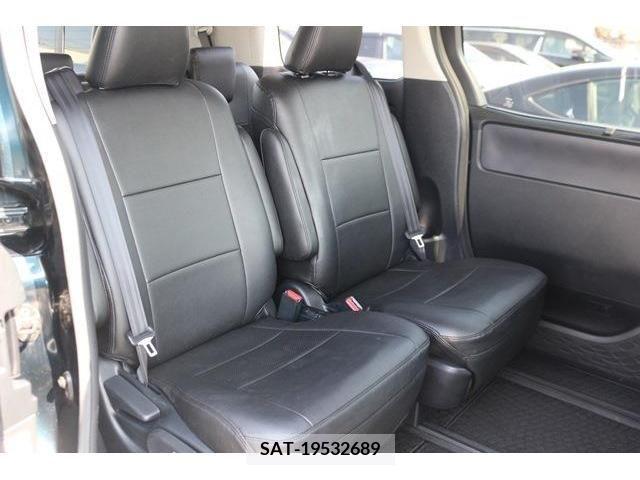 Toyota VOXY 2015-10 216201-13