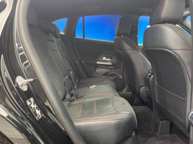Mercedes Benz GLA-CLASS 2021-01 189669-9