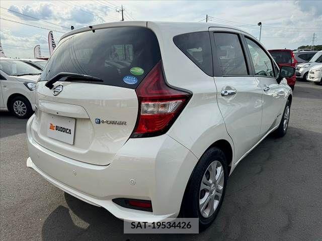 Nissan NOTE 2019-10 280102-12