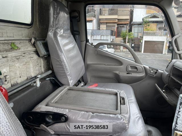 Hino DUTRO 2010-02 359484-25