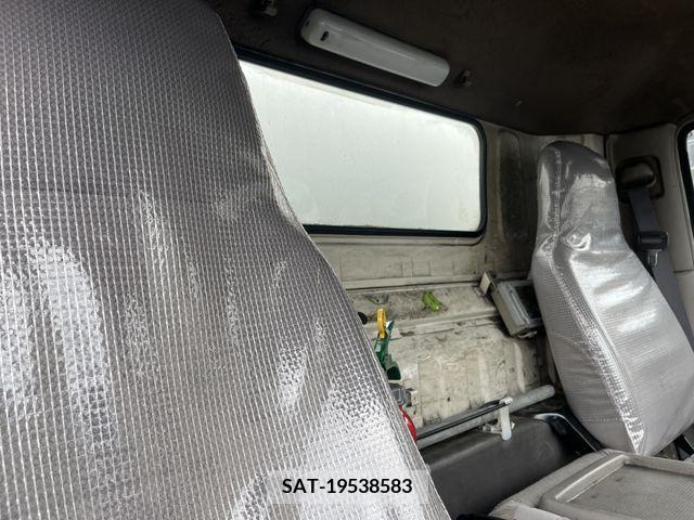 Hino DUTRO 2010-02 359484-23