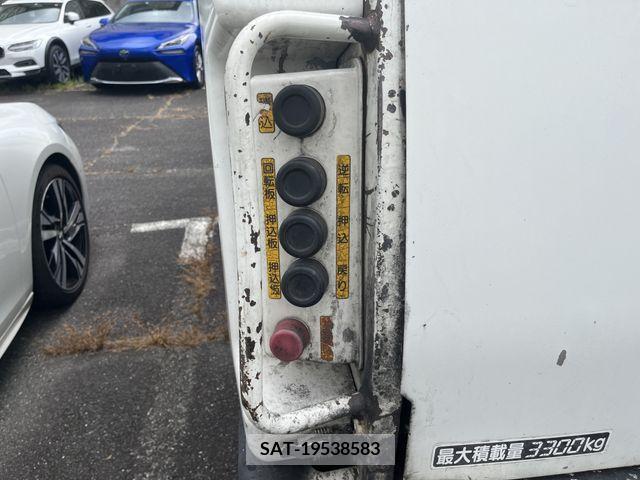 Hino DUTRO 2010-02 359484-10