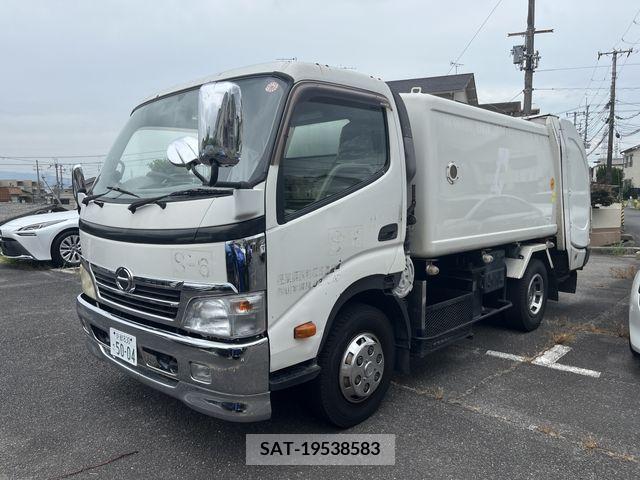 Hino DUTRO 2010-02 359484-0