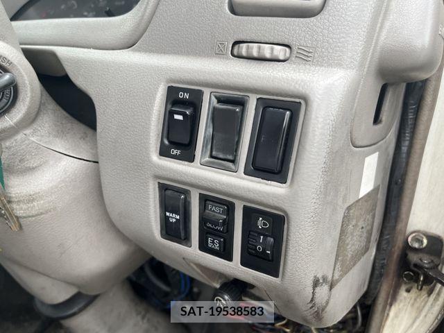 Hino DUTRO 2010-02 359484-5