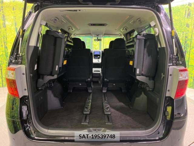 Toyota ALPHARD 2013-07 330111-12
