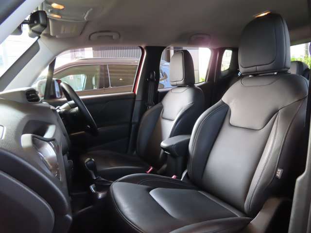 Jeep RENEGADE 2020-10 26582-17