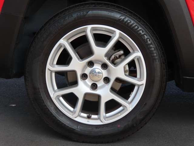 Jeep RENEGADE 2020-10 26582-8