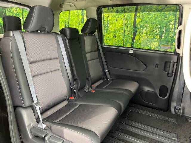 Nissan SERENA 2018-10 4931-9