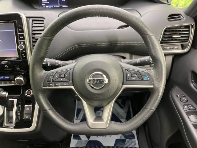 Nissan SERENA 2018-10 4931-11