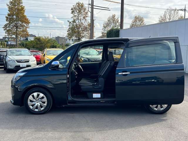 Toyota SPADE 2016-09 184829-4