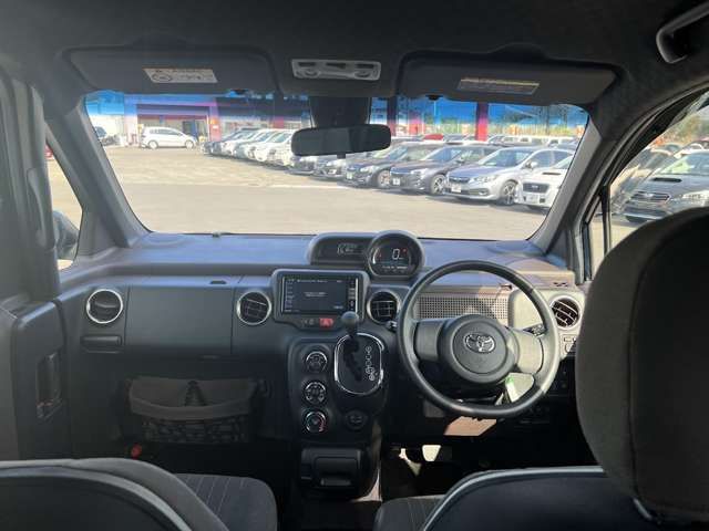 Toyota SPADE 2016-09 184829-3