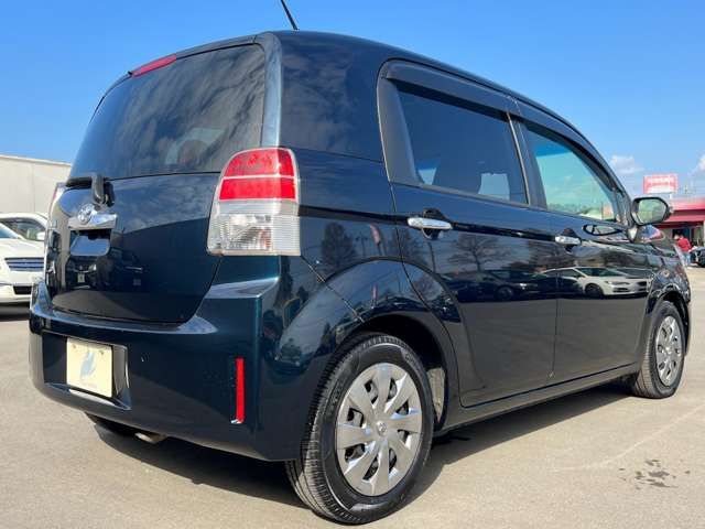 Toyota SPADE 2016-09 184829-9