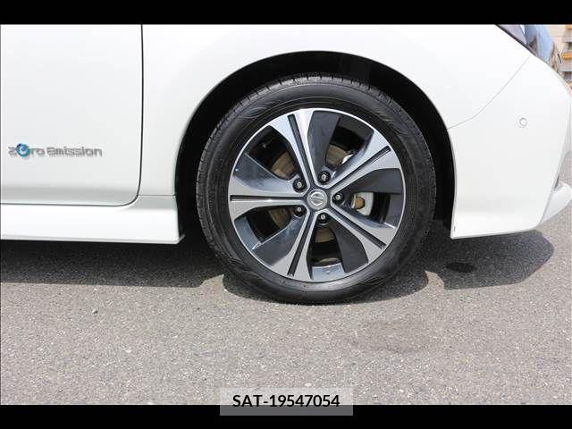 Nissan LEAF 2018-03 387127-16