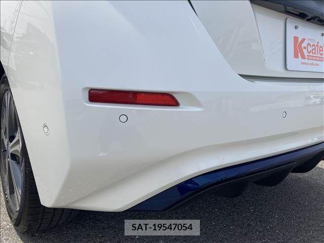Nissan LEAF 2018-03 387127-23