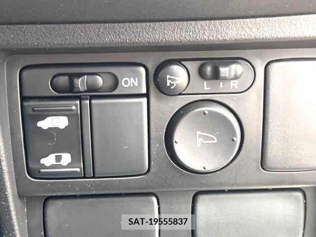 Honda FREED 2011-08 302841-2
