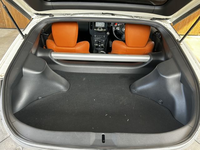 Nissan FAIRLADY Z 2009-01 11714-12