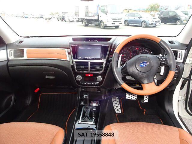 Subaru EXIGA CROSSOVER 2015-06 214698-2
