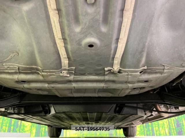 Honda FIT 2017-10 255118-19