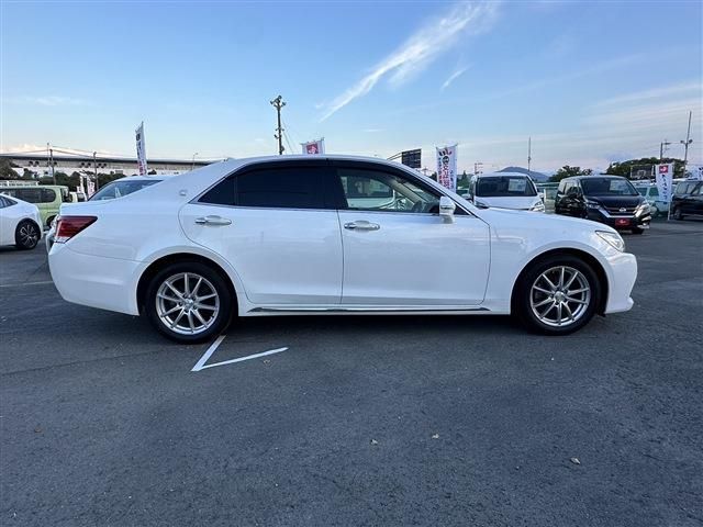 Toyota CROWN SEDAN 2015-07 237-4