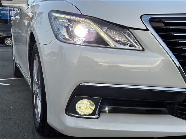 Toyota CROWN SEDAN 2015-07 237-29