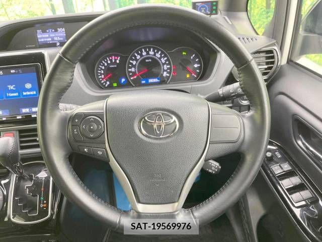 Toyota NOAH 2020-06 321664-12